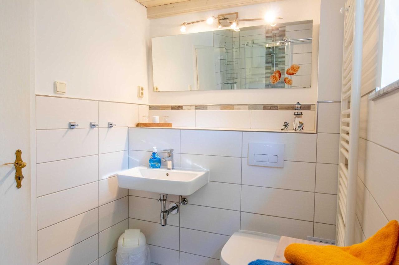 Ferienwohnung Am Greifswalder Bodden ลุบมิน ภายนอก รูปภาพ